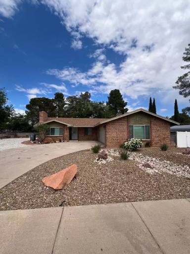 Main picture of 2884 Crestview Dr
