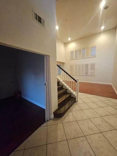 Main picture of 1102 Stillwater Rd