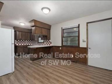 Main picture of 2013 N Fairway Ave
