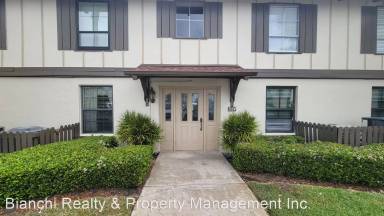 Main picture of 554 Plaza Seville Ct