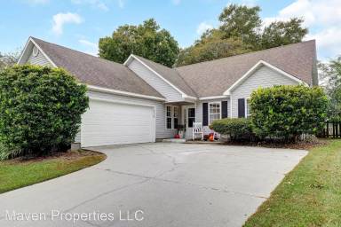 Main picture of 310 Citation Ln