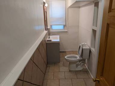 Main picture of 1131 Douglas Ave