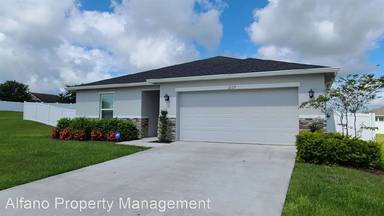 Main picture of 2129 Ficus St