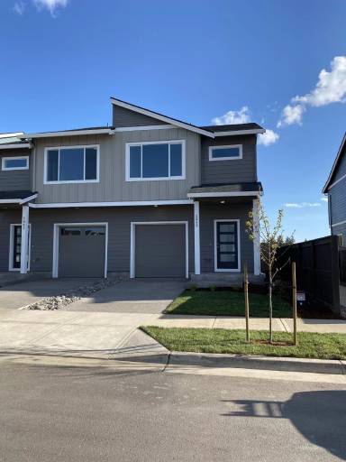 Main picture of 2855 S Magnolia St