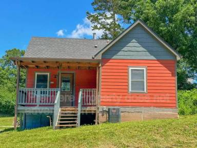 Main picture of 912 E Frederick St
