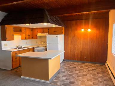 Main picture of 808 W 29th Pl