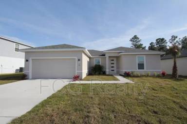 Main picture of 16 Zinnia Ln E