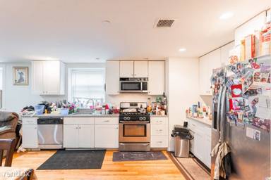 Main picture of 341 Gallivan Blvd