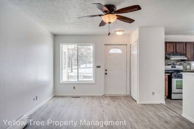 Main picture of 754 Polk St NE