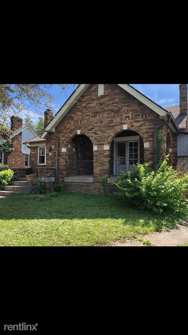 Main picture of 5209 E 10th St