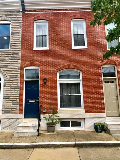 Main picture of 105 N Kenwood Ave