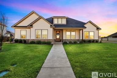 Main picture of 2108 Palafox Dr
