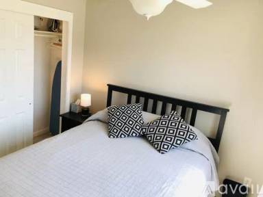 Main picture of 1523 W Andrews Ave