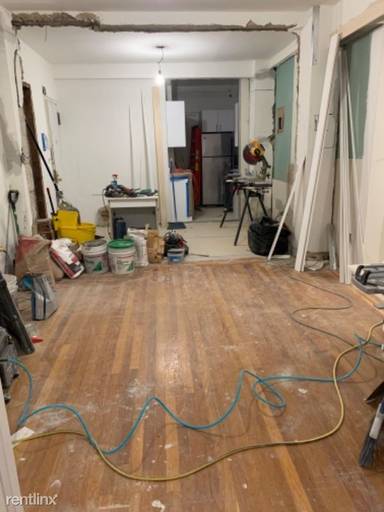Main picture of 137 E 38th St Apartments