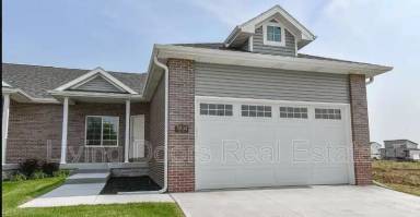 Main picture of 5834 S 93rd St