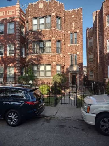 Main picture of 8037 S Champlain Ave