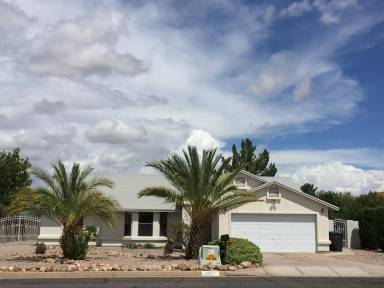 Main picture of 2953 Player Ave