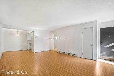 Main picture of 1751 NE Clackamas St