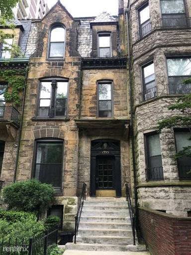 Main picture of 1353 N State Pkwy