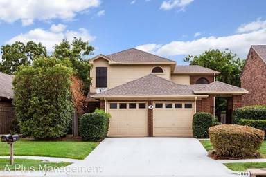 Main picture of 3809 Denham Way