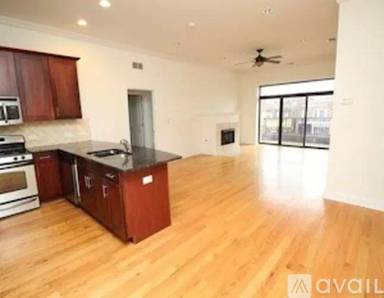 Main picture of 4651 N Greenview