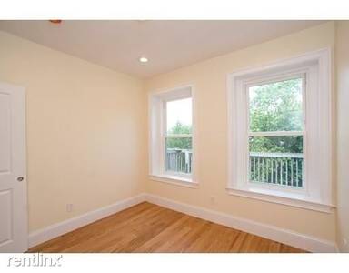 Main picture of 79 Brighton Ave