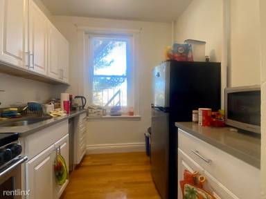 Main picture of 110 Warren St