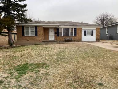 Main picture of 4219 Crouch St