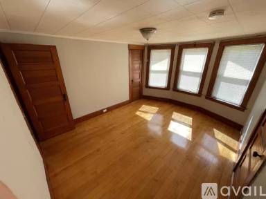Main picture of 306 Franklin Rd