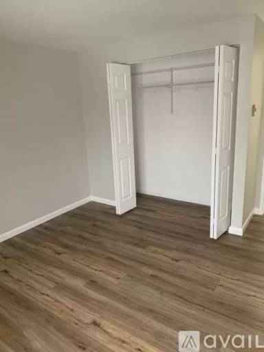Main picture of 225 Watertree Dr