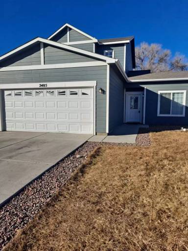 Main picture of 2405 Plains St