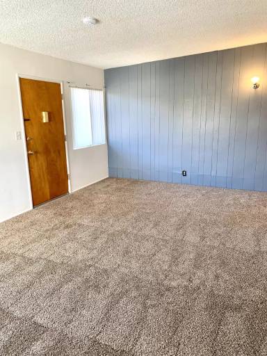 Main picture of 1237 West Palmyra Avenue - J