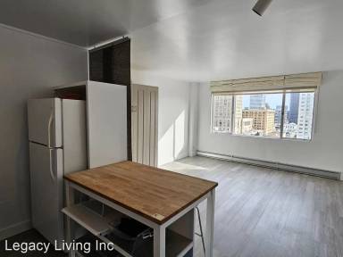 Main picture of 1001 Pine St Apartments