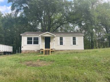 Main picture of 81 Roberts Ln