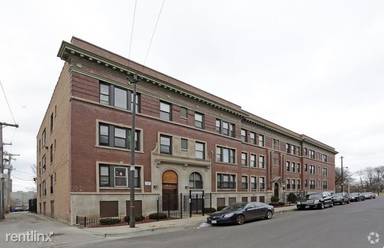 Main picture of 5256 S King Dr