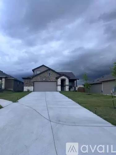 Main picture of 305 Concho River Dr