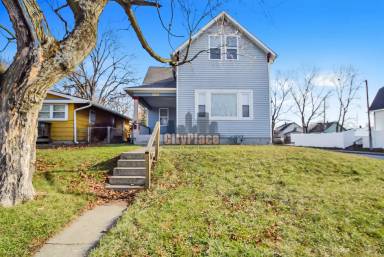 Main picture of 1541 Spruce St