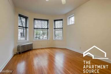 Main picture of 2453 N Spaulding Ave