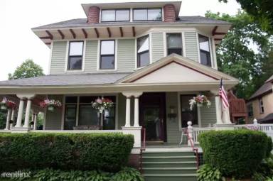 Main picture of 179 Caroline St