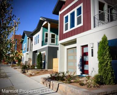 Main picture of 504 Sinclair St