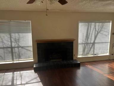 Main picture of 653 Baylor Dr