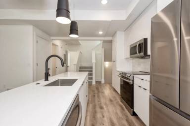 Main picture of 2715 W 25th Ave