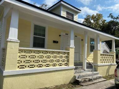 Main picture of 2404 Bulloch St
