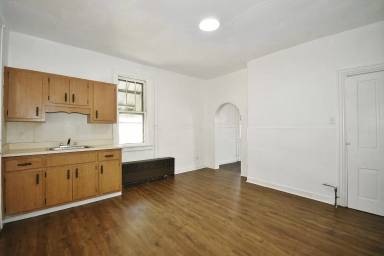 Main picture of 114 Auriles St