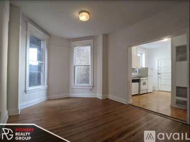 Main picture of 3544 N Halsted St