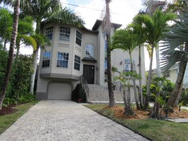 Main picture of 1280 Belaire Ct