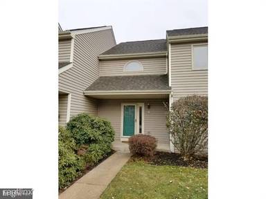 Main picture of 89 Winterberry Ct