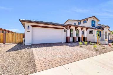 Main picture of 10917 E Tiburon Ave