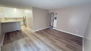 Main picture of 4331 Swift Ave