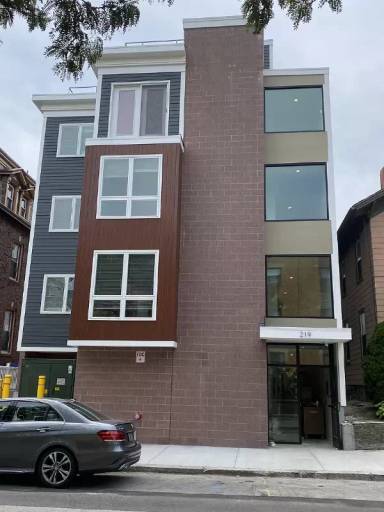 Main picture of 219 Waterman St